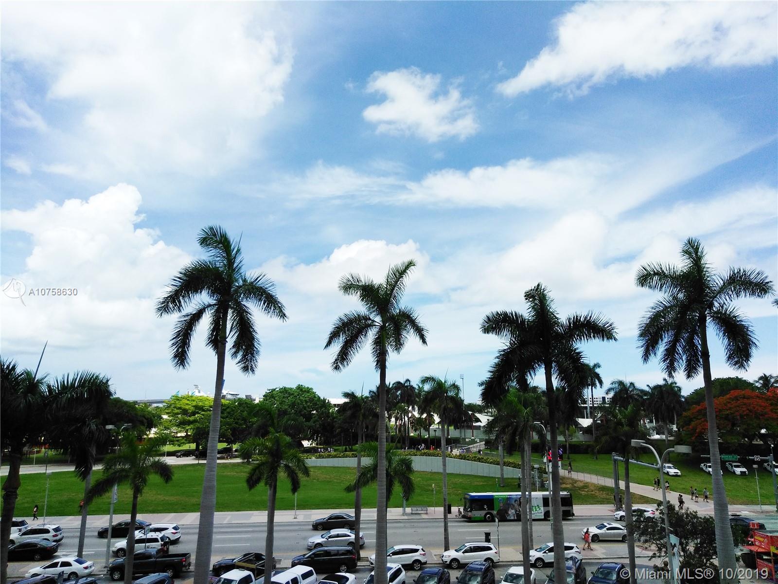 VIZCAYNE  SOUTH COND - Residential Lease