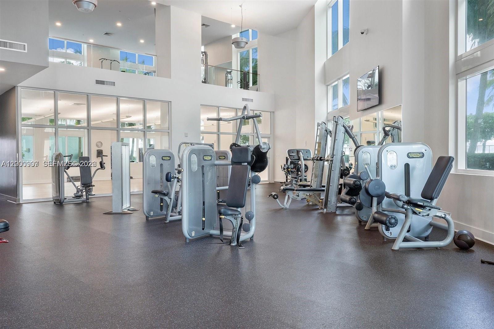 QUANTUM ON THE BAY CONDO - Residential