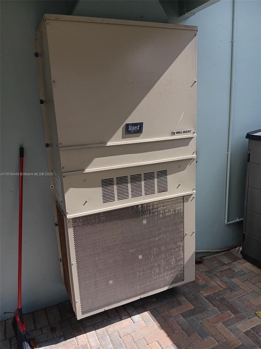 TAMARAC LAKES SOUTH - Residential