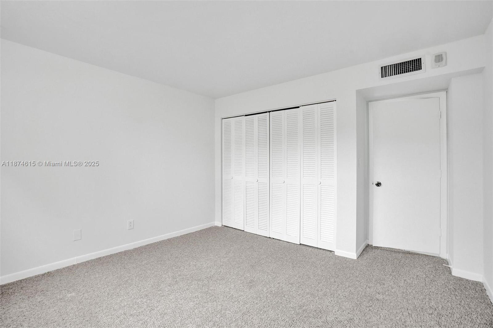 PLAZA TOWERS SOUTH CONDO - Residential