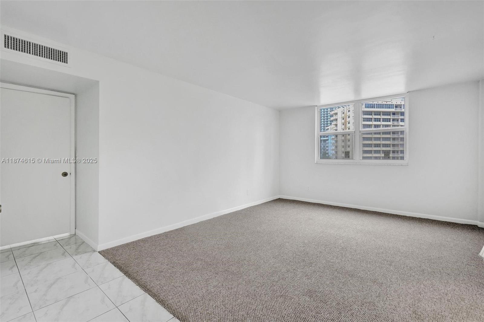 PLAZA TOWERS SOUTH CONDO - Residential