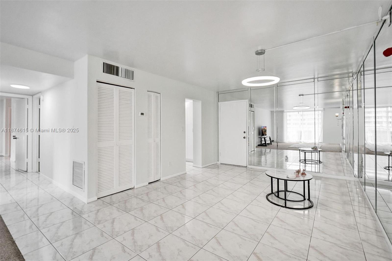 PLAZA TOWERS SOUTH CONDO - Residential