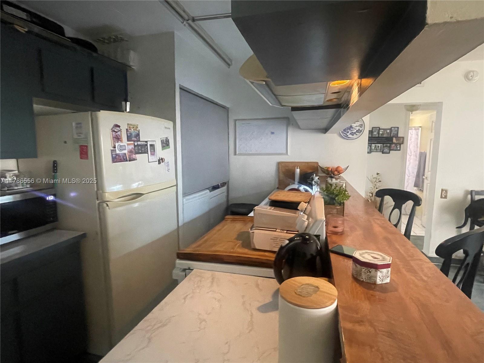EMBARCADERO CONDO - Residential