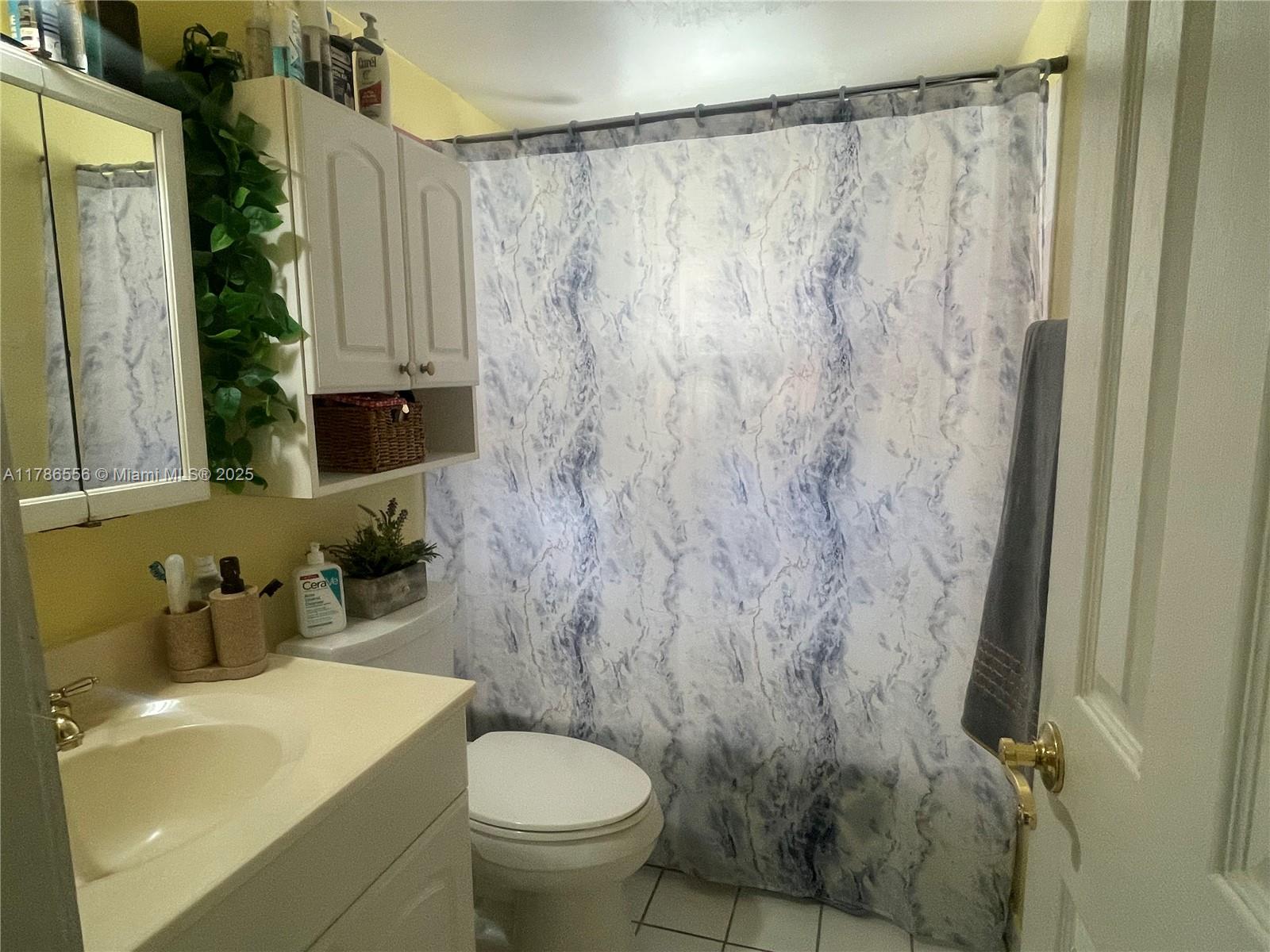 EMBARCADERO CONDO - Residential
