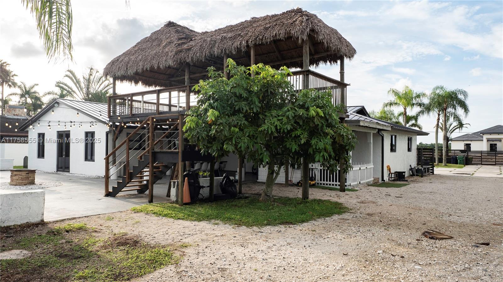 HEATHWOOD GROVES .905 AC - Residential