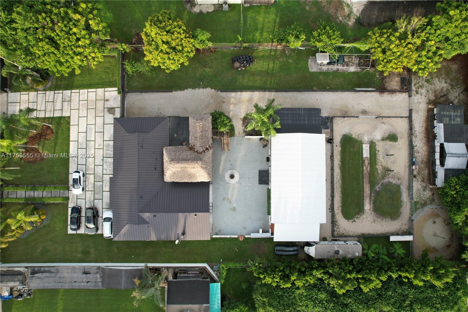HEATHWOOD GROVES .905 AC - Residential