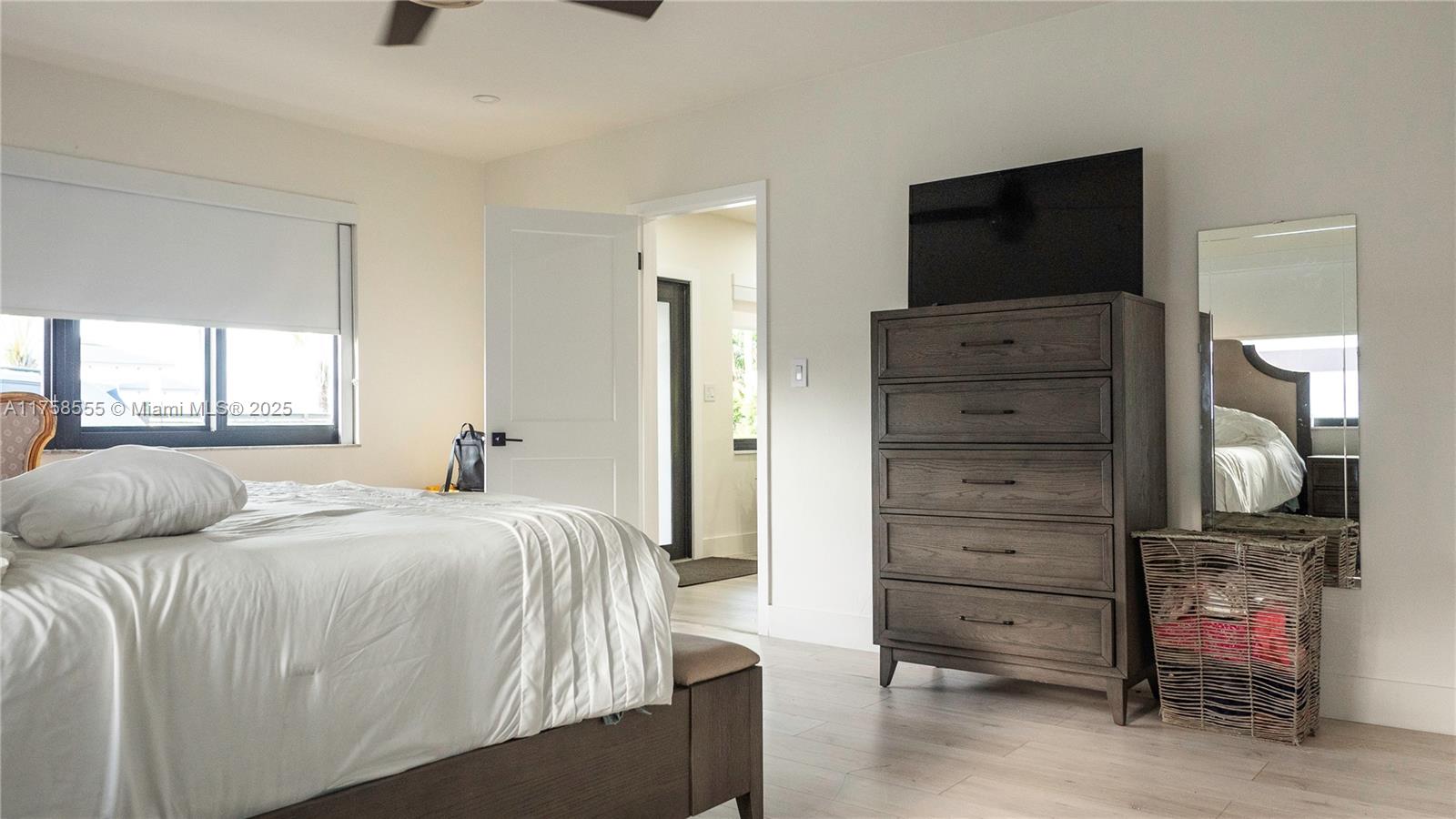 HEATHWOOD GROVES .905 AC - Residential