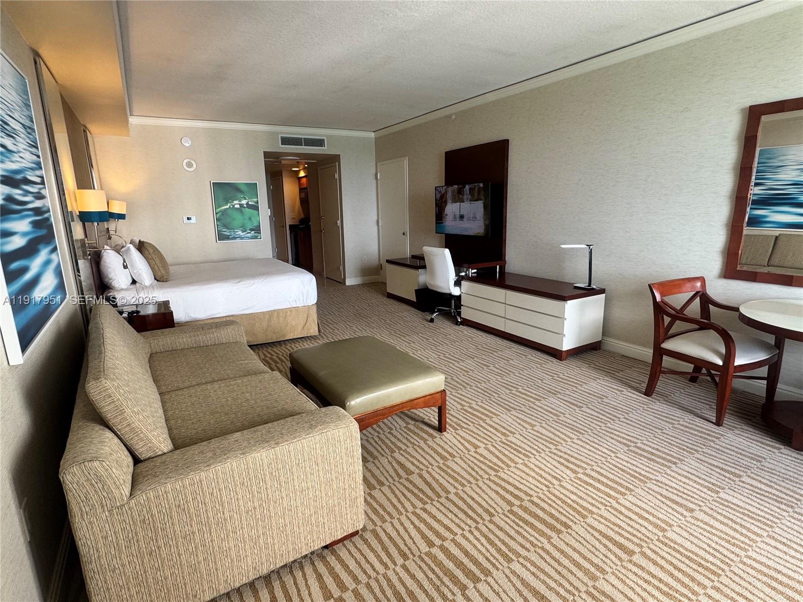 TRUMP INTERNATIONAL SONES - Residential