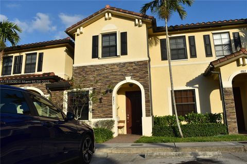 8873 W 35th Ln Hialeah FL 33018
