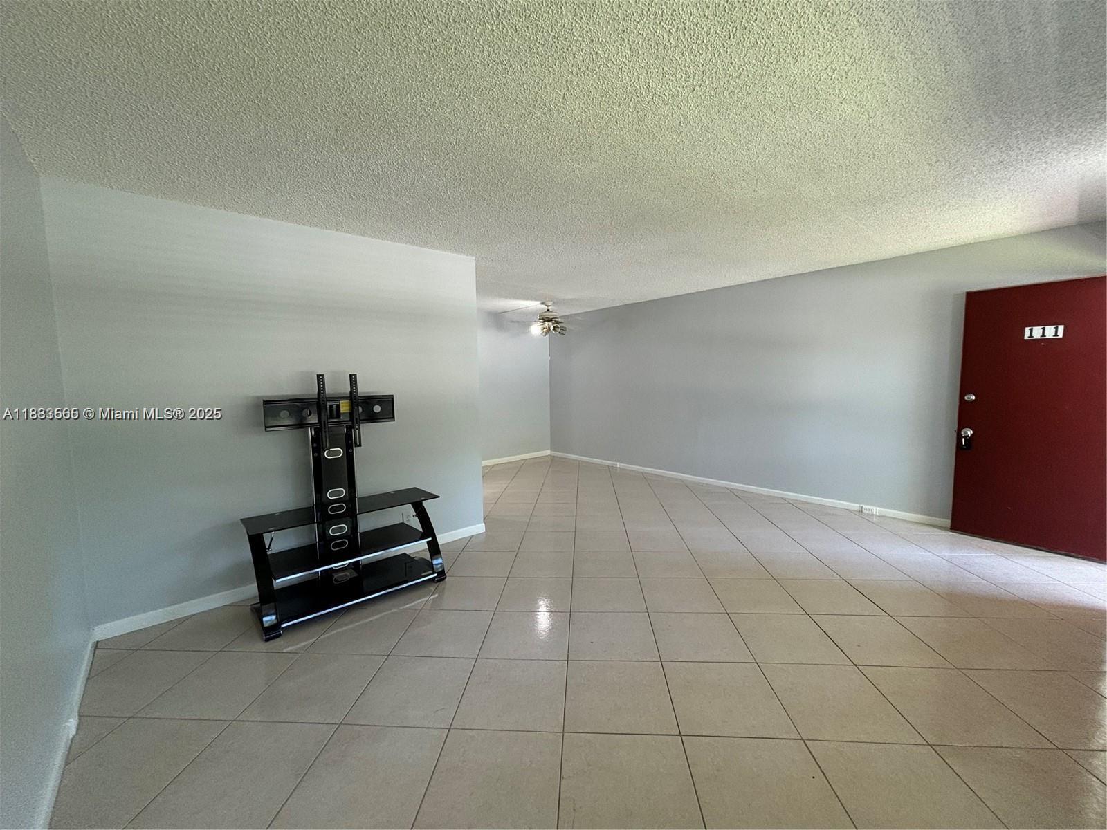 KINGSLEY AT CENTURY VILLA - Residential Lease