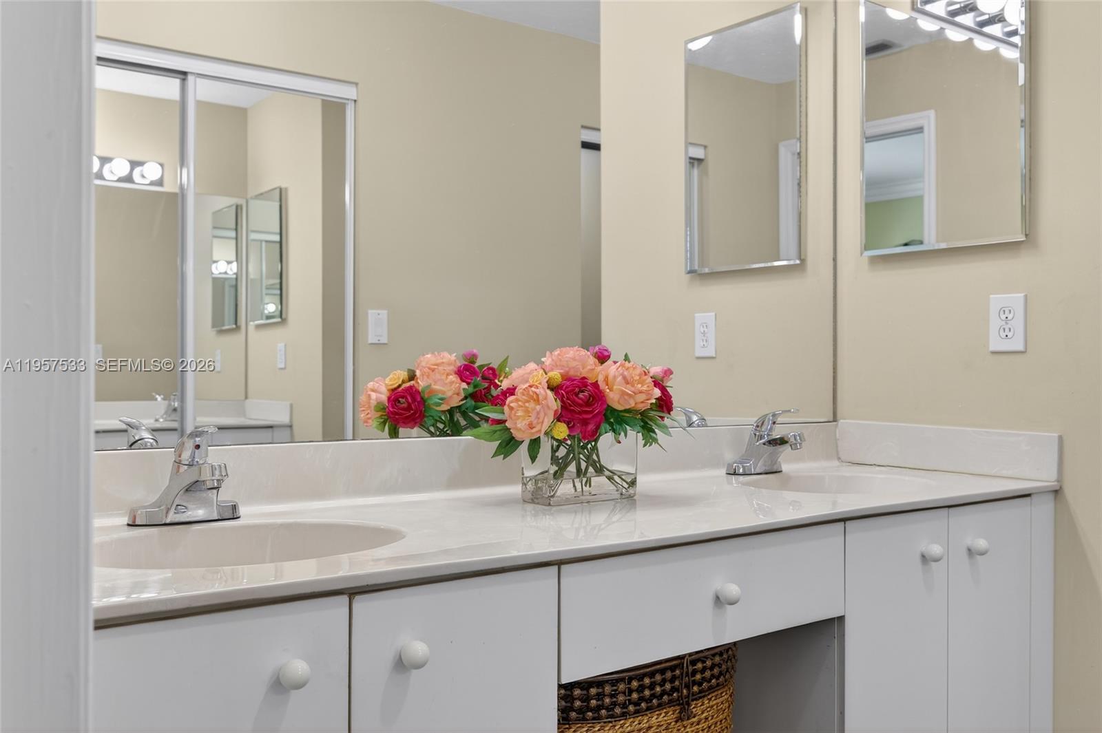 SAVANNAH PLAT 1 - Residential