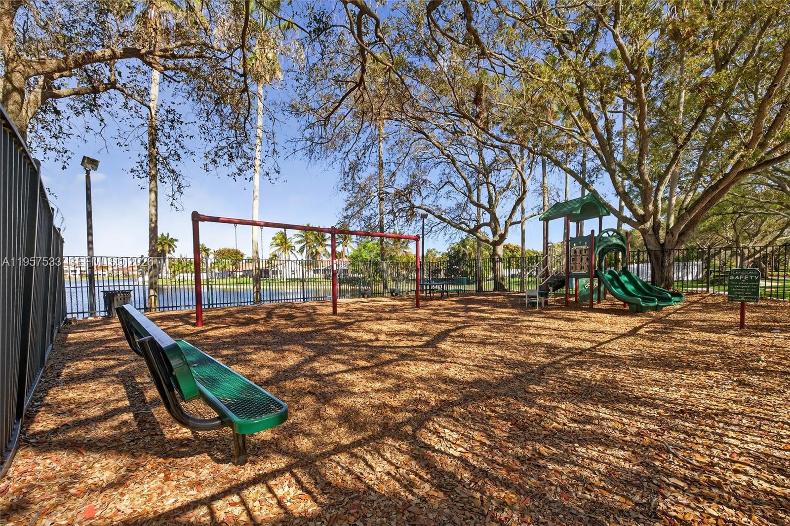 SAVANNAH PLAT 1 - Residential