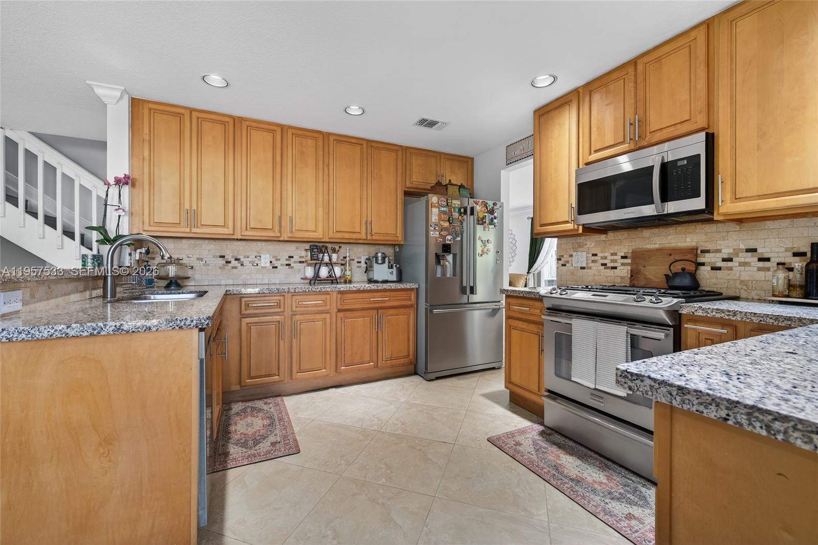 SAVANNAH PLAT 1 - Residential