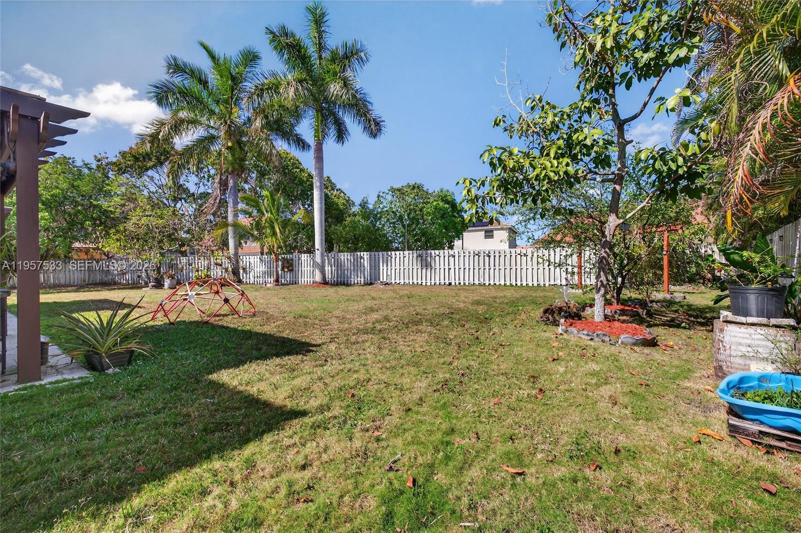 SAVANNAH PLAT 1 - Residential