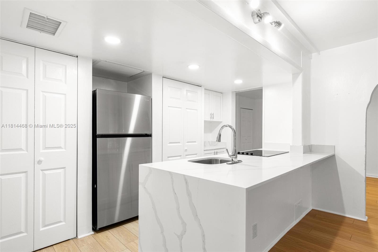 MIAMI LAKES CYPRESS VILLA - Residential Lease