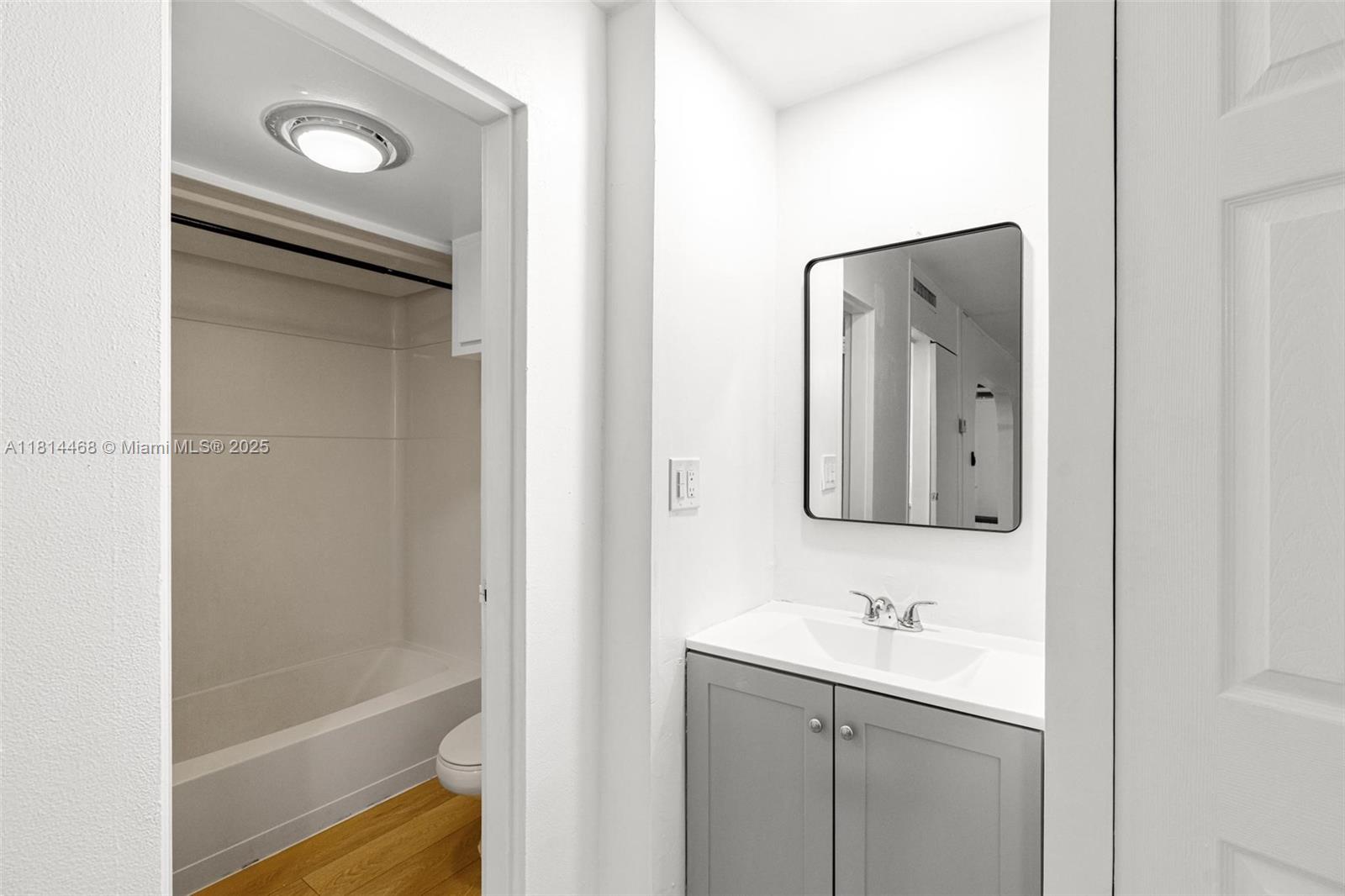 MIAMI LAKES CYPRESS VILLA - Residential Lease