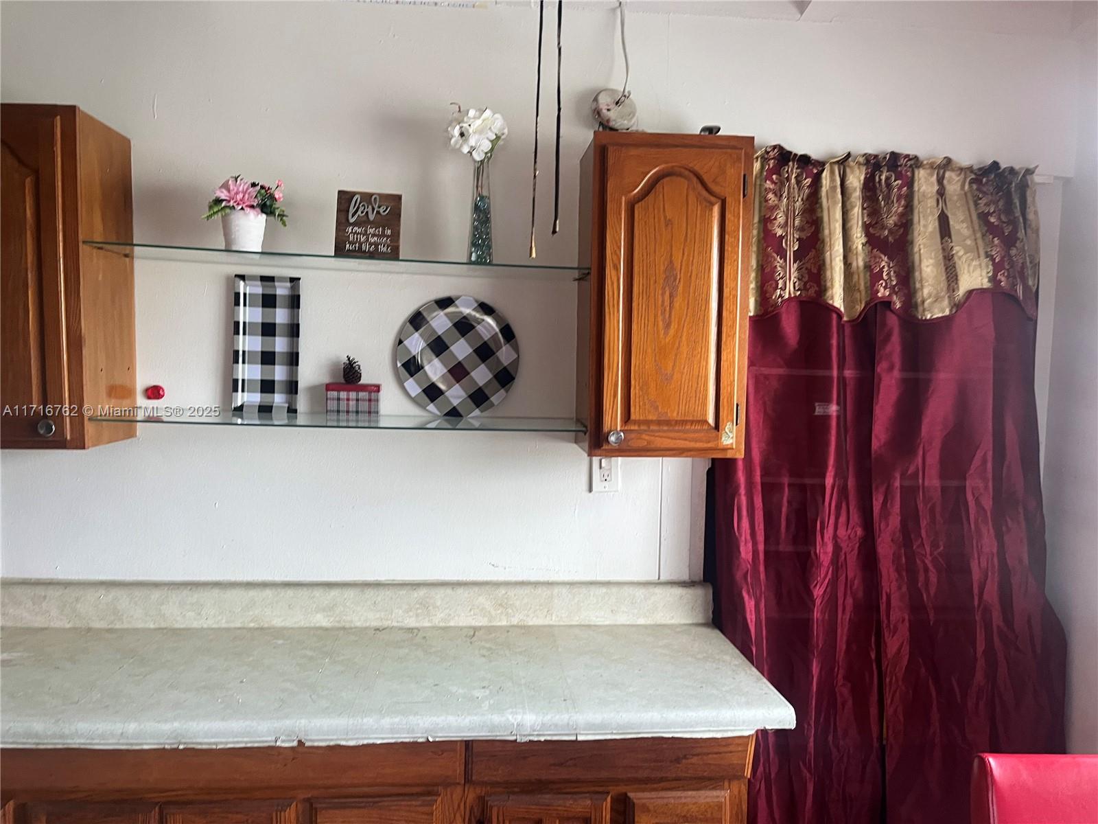 GILLCREST - Residential