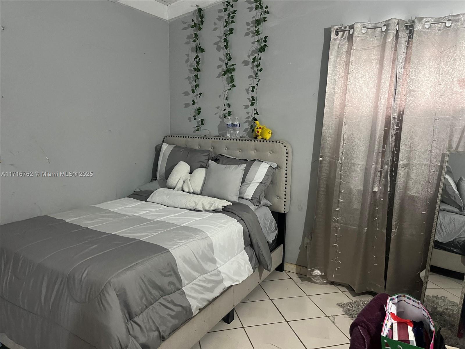 GILLCREST - Residential