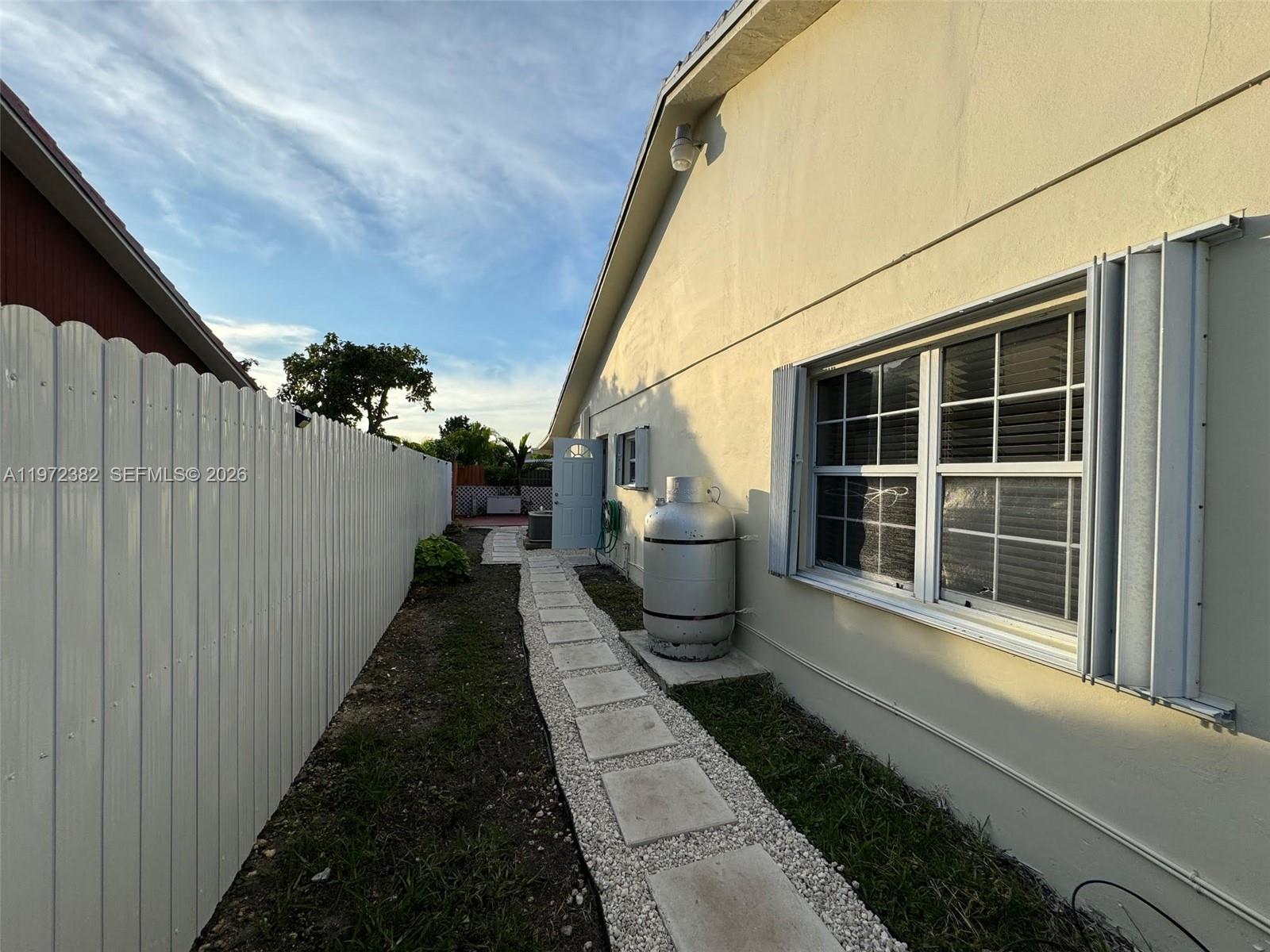 WESTGATE GDNS - Residential Lease