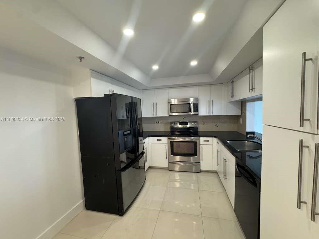 520 Brickell Key Dr A802