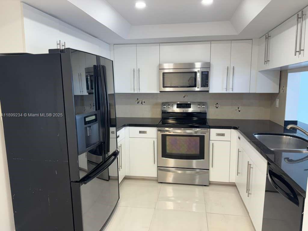 520 Brickell Key Dr A802