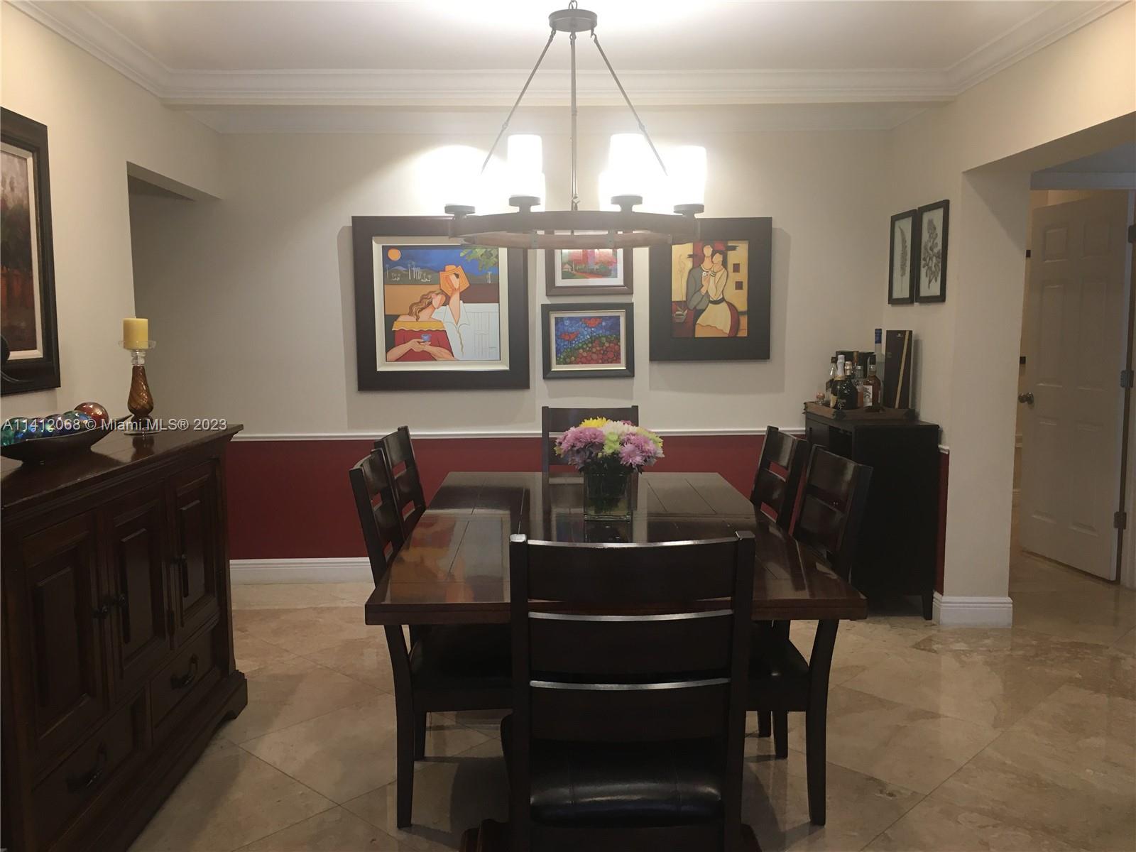 UNIVERSITY ESTATES - Residential