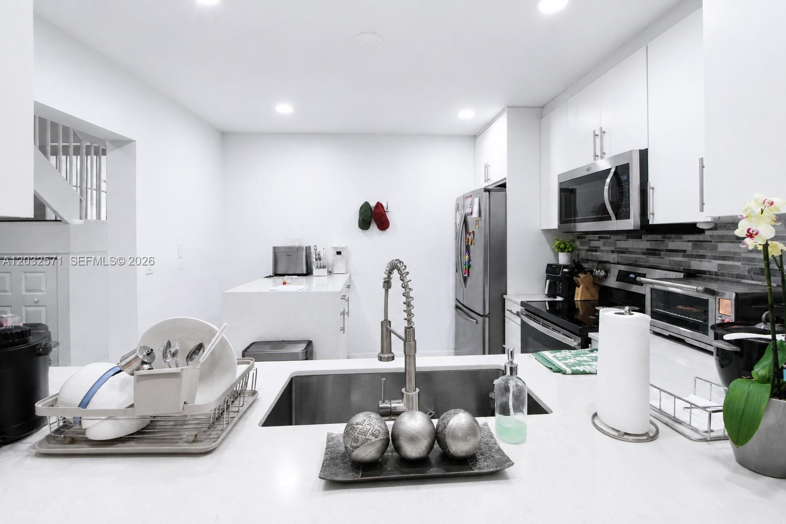1127 SW 134th Pl