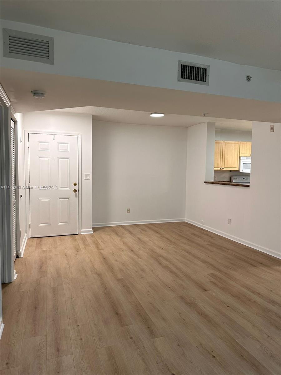 CLOSE TO THE OCEAN AND WEST LAKE PARK. IT IS A GREAT LOCATION, WALK TO PUBLIX OR WALMART GROCERY STORES., HIGHWAYS, HOLLYWOOD-FORT LAUDERDALE AIRPORT, MINUTES TO AVENTURA MALL, AND THE AVENTURA BRITELINE TRAIN STATION IS UNDER CONSTRUCTION FOR CONVENIENCE TO MIAMI OR PALM BEACH. SPORTING EVENTS ARE AVAILABLE. IT IS A GREAT PLACE TO CALL HOME.
BRAND NEW FLOORS AND PAINTED, FULLY RENOVATED !!!
EASY TO SHOW !! UNDER LOCKBOX, JUST CALL LISTING AGENT !!