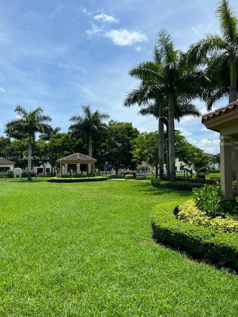 BELLAGIO VILLAS - Residential Lease