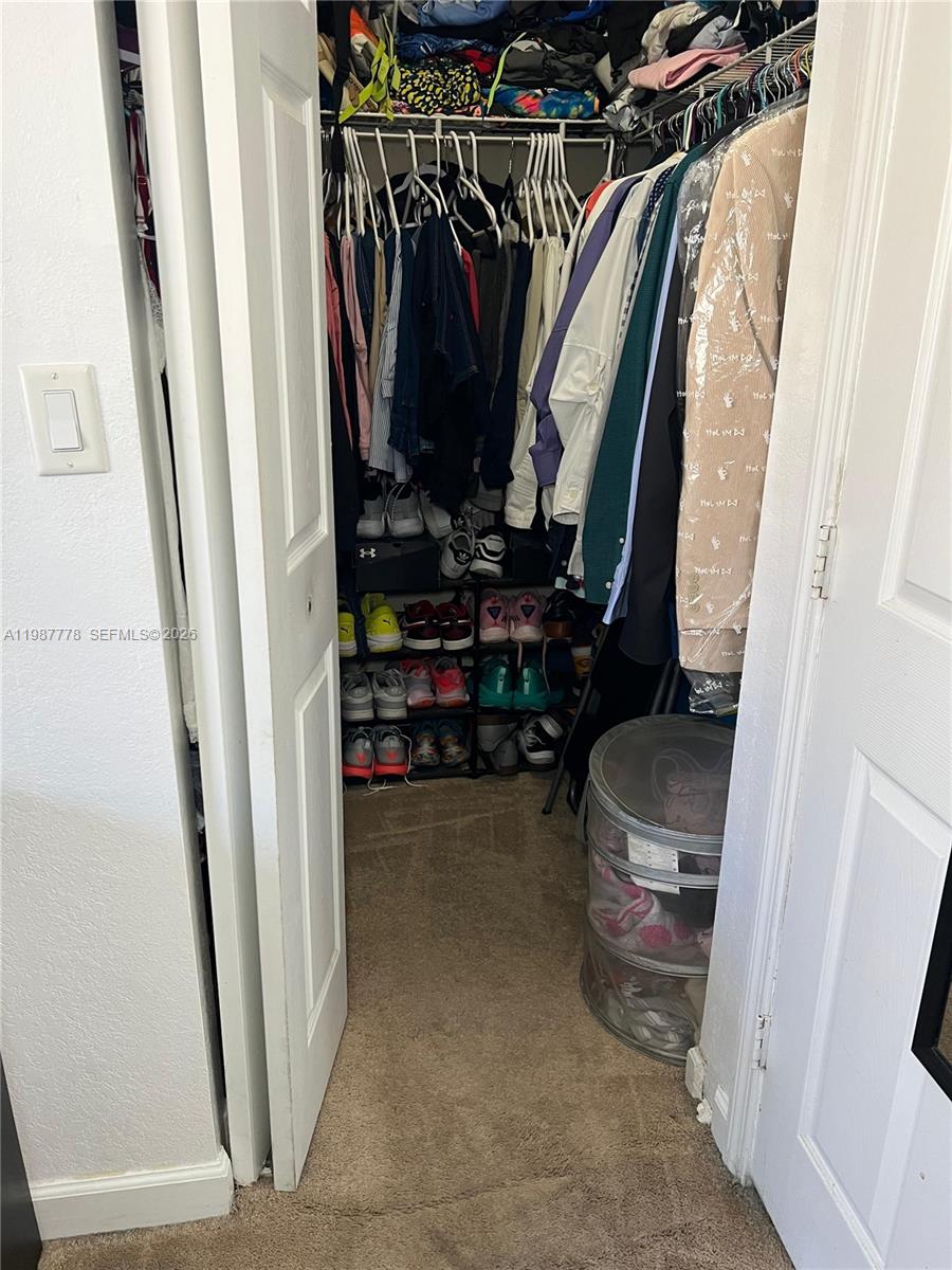 BELLAGIO VILLAS - Residential Lease