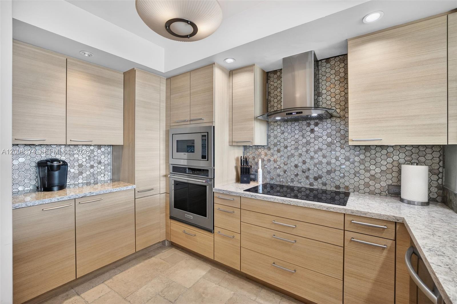 1 N Ocean Blvd 1214