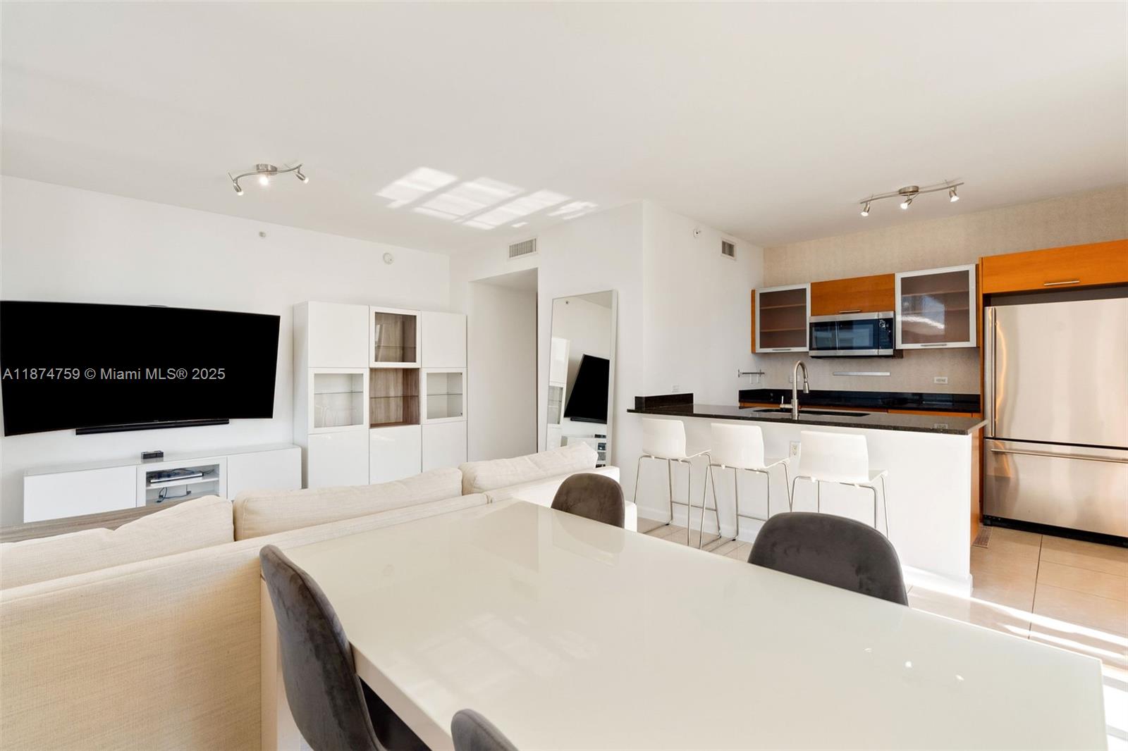 TWO MIDTOWN MIAMI CONDO - Residential Lease