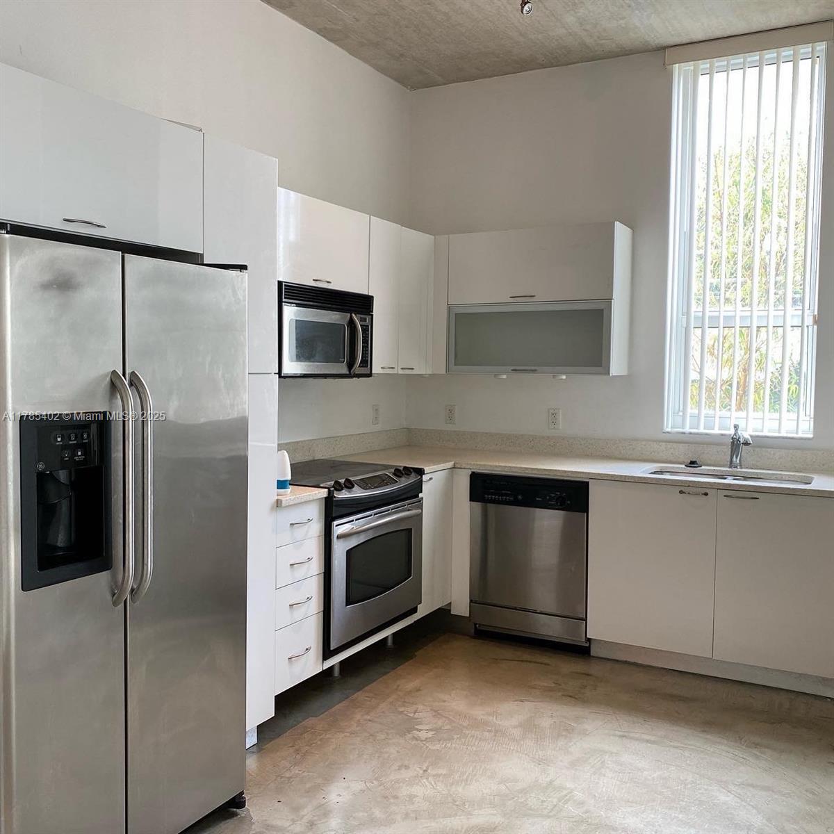 234 NE 3rd St 201