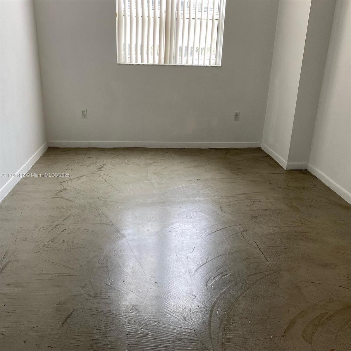 THE LOFT DOWNTOWN CONDO - Residential