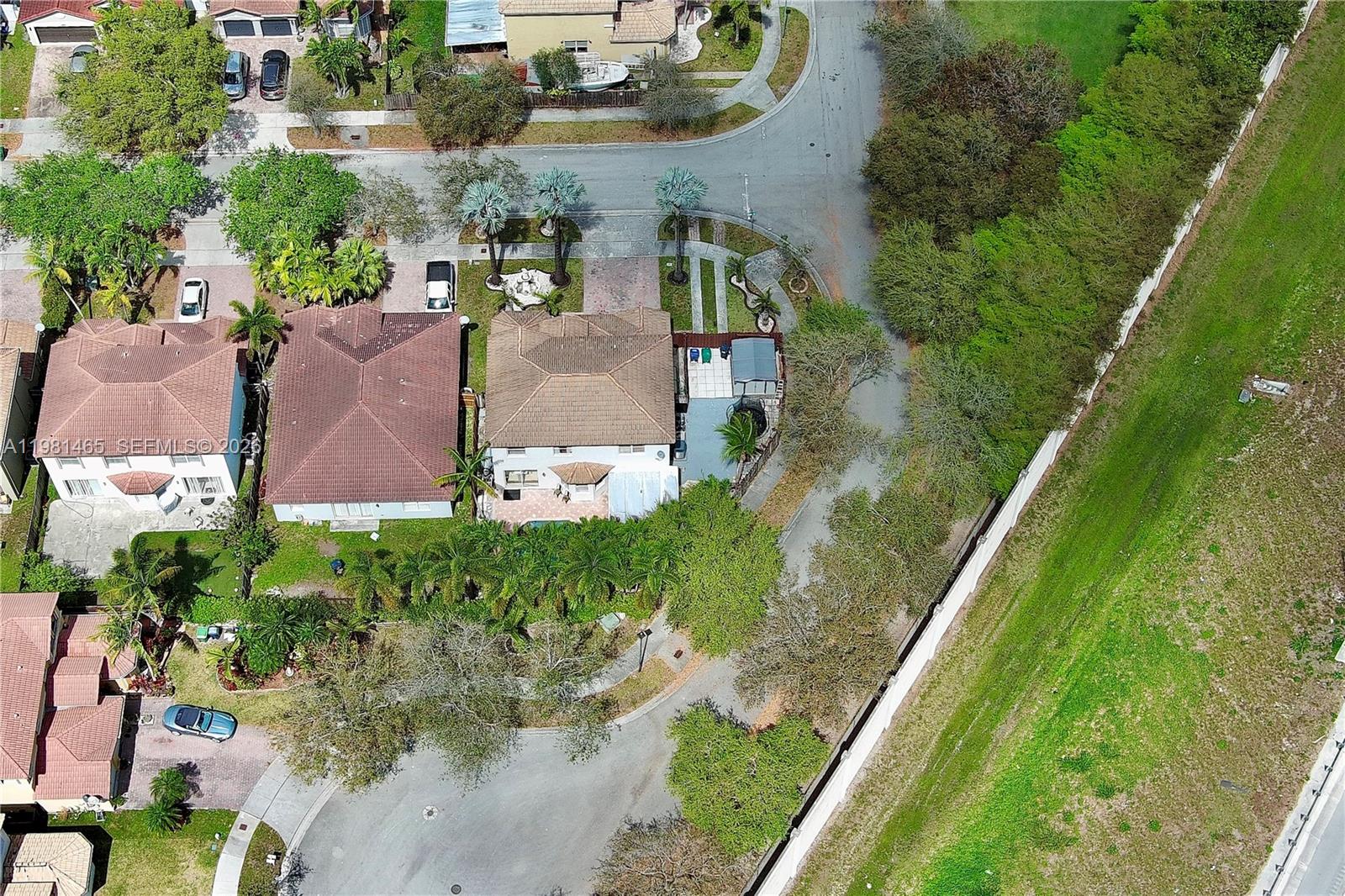 VILLAS DEL CAMPO SUB - Residential