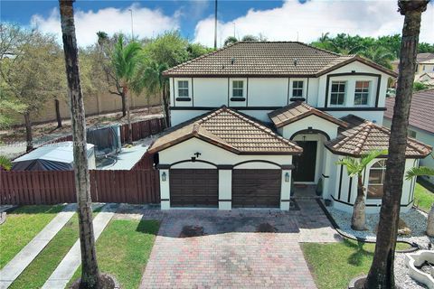 10816 SW 247th St Homestead FL 33032