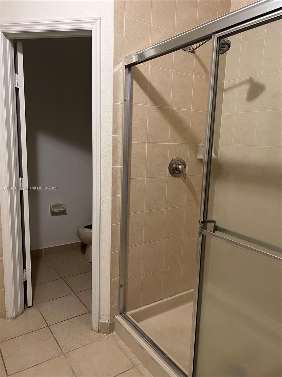 DORAL ISLES NORTH SEC TWO - Residential Lease