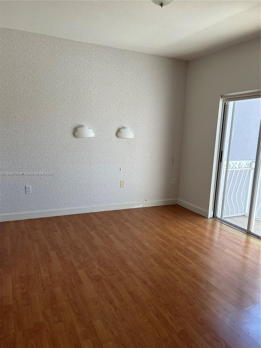 DORAL ISLES NORTH SEC TWO - Residential Lease