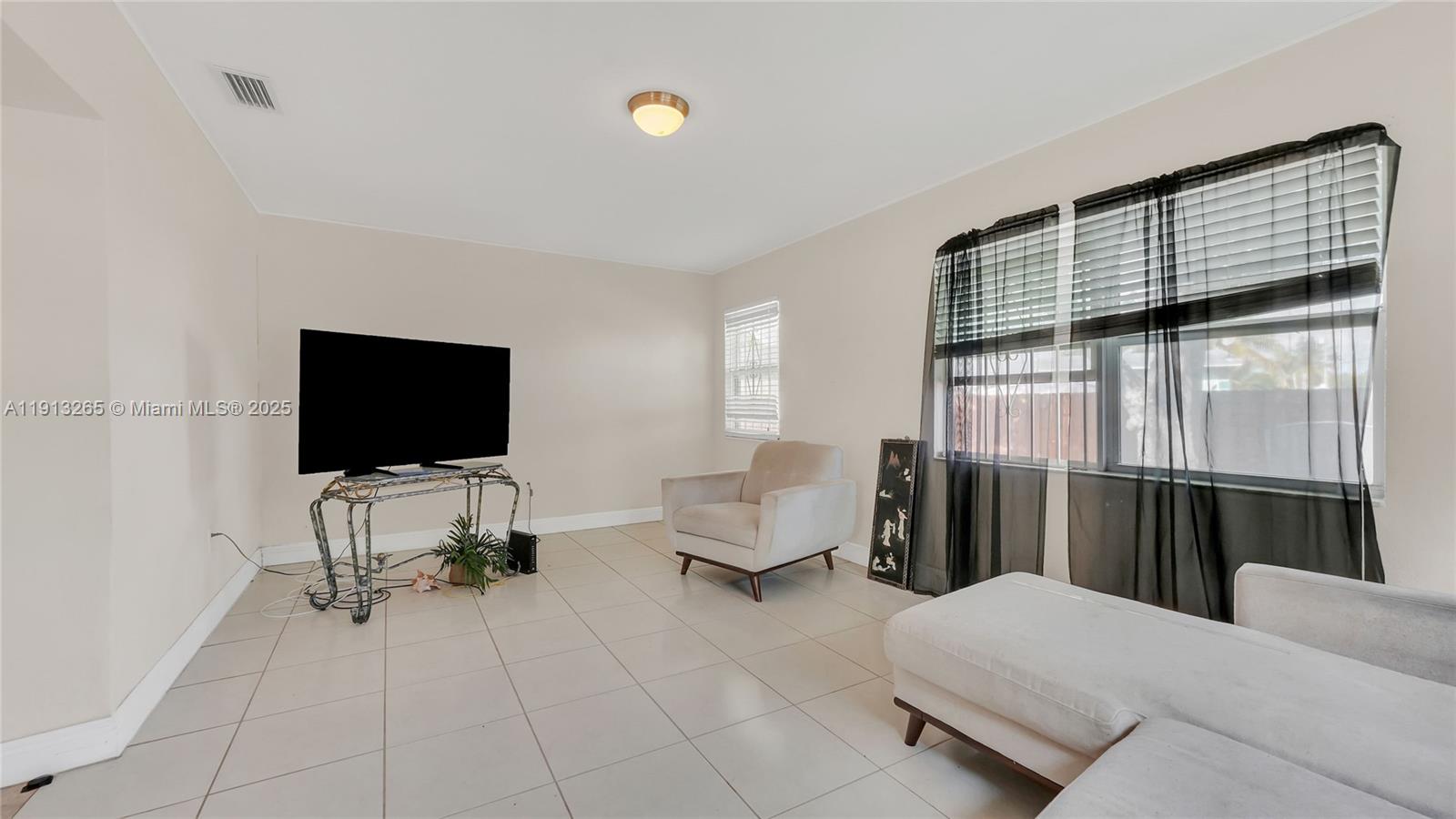 NORWOOD 1ST ADDN - Residential