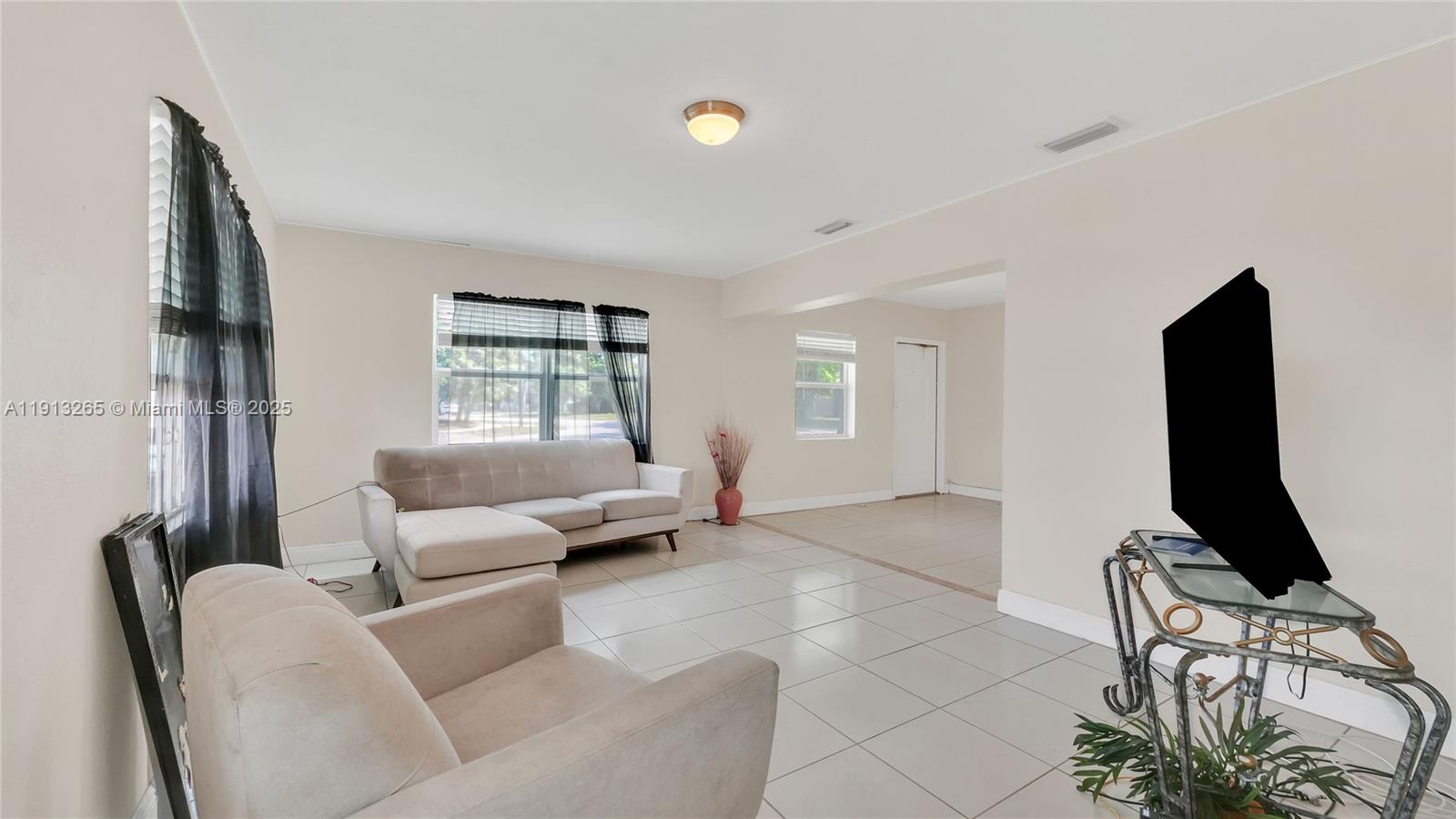 NORWOOD 1ST ADDN - Residential