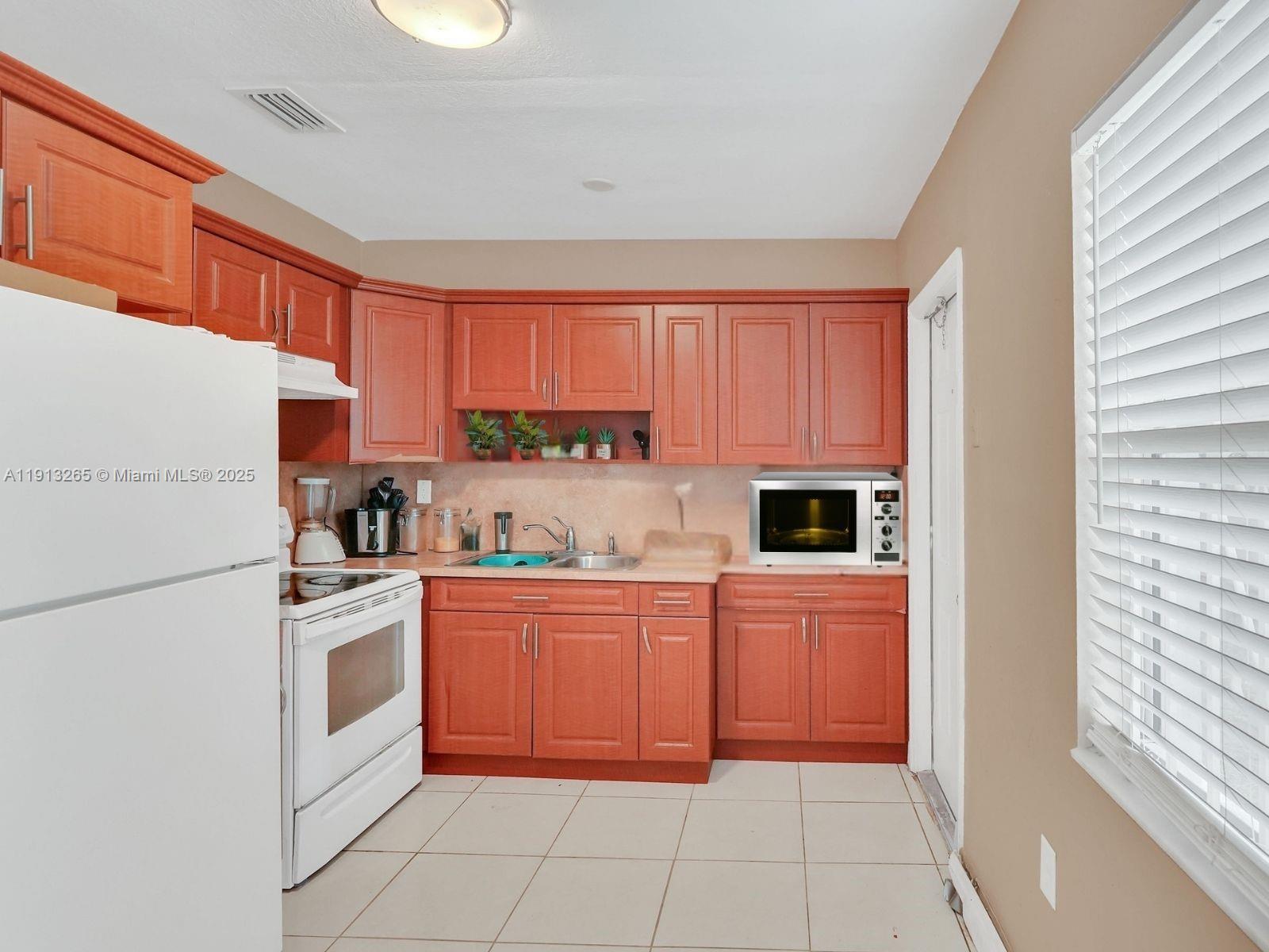 NORWOOD 1ST ADDN - Residential