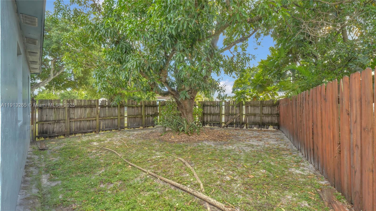 NORWOOD 1ST ADDN - Residential