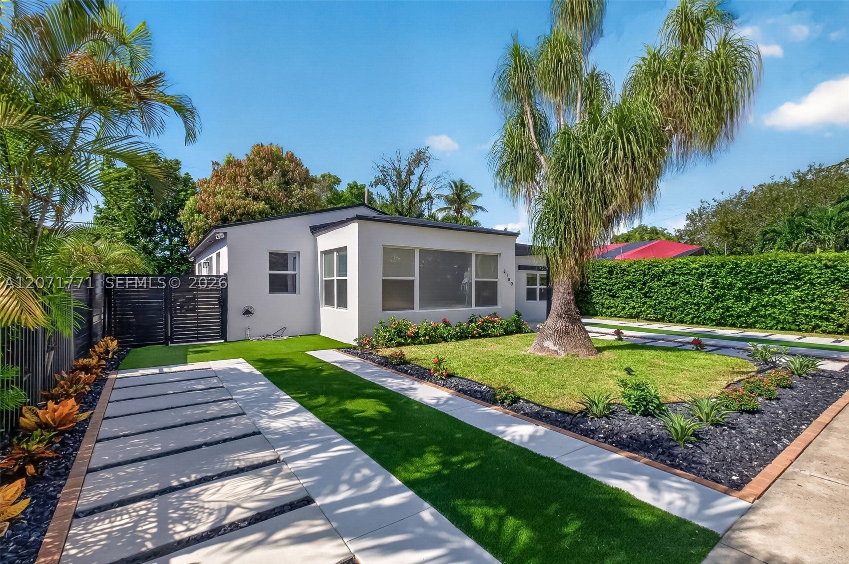 2180 SW 20th St