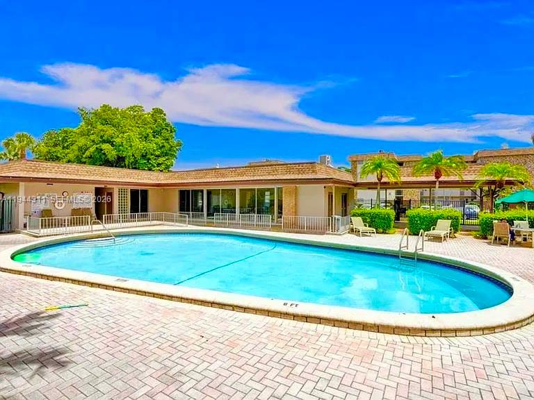 ARROWHEAD CONDO NO II - Residential