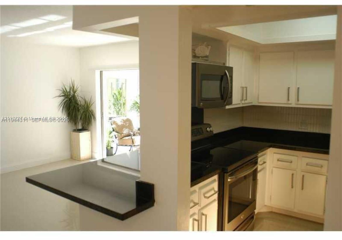 2451 SW 82nd Ave 106