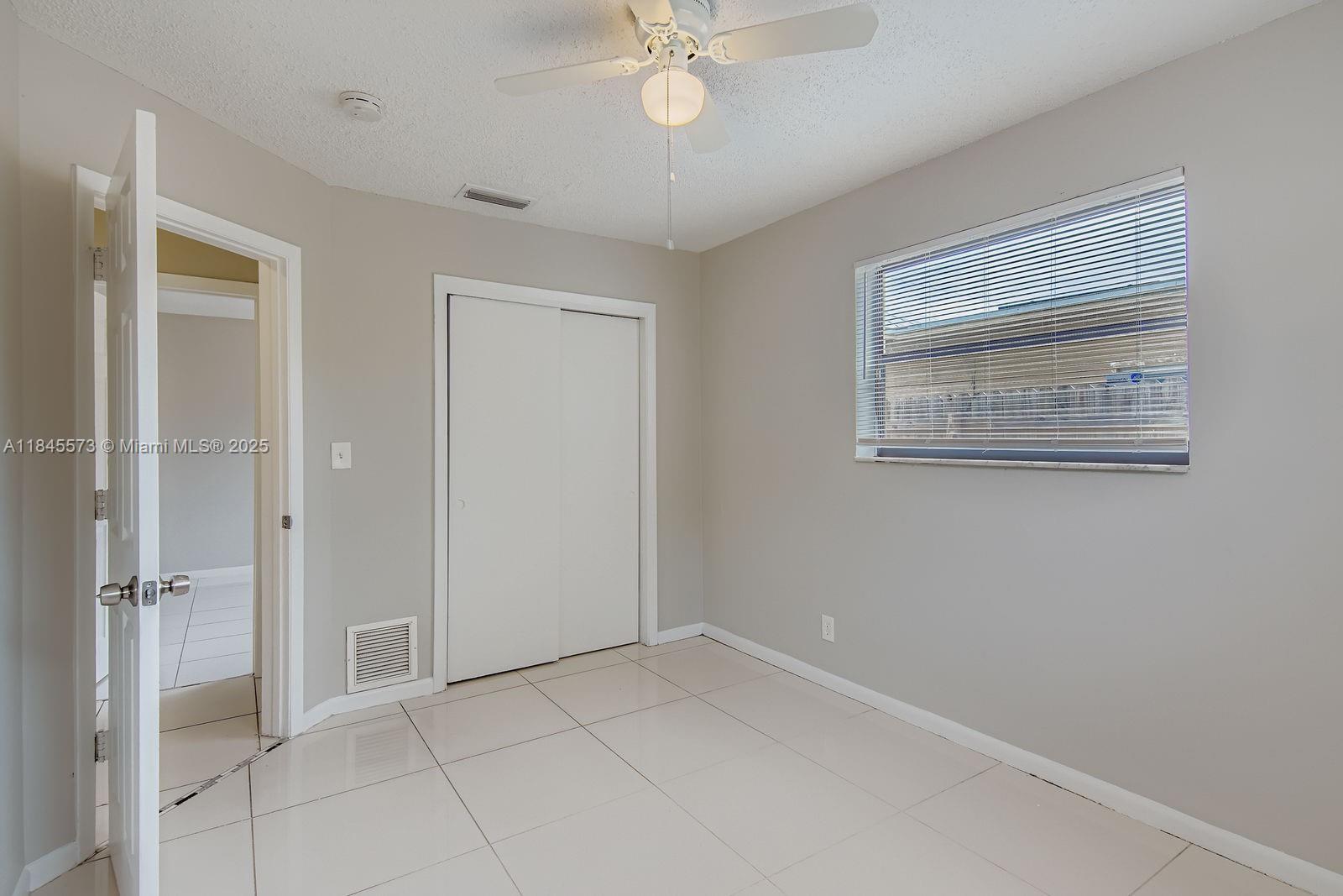 MARGATE SIXTH ADD SEC FOU - Residential