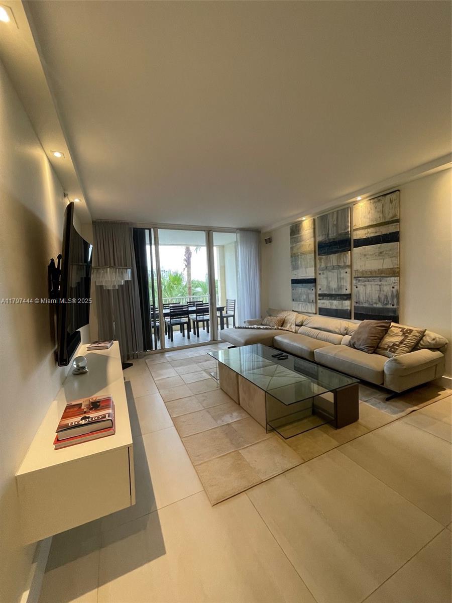 Beautifully remodeled 3-bedroom, 3.5-bath residence that offers high-end finishes, a modern open layout, and elegant design throughout.
Located in the highly sought-after Ocean Club of Key Biscayne, residents enjoy access to world-class amenities, including a private beach club, multiple swimming pools, tennis courts, spa and wellness center, state-of-the-art fitness facility, gourmet restaurant, 24-hour security and lushly landscaped grounds.
Living on Key Biscayne means experiencing a unique lifestyle—peaceful and family-friendly. Enjoy pristine beaches, biking trails and a strong sense of community in this exclusive island paradise.
Currently tenant-occupied through June 30. Easy to show with 24-hour notice.