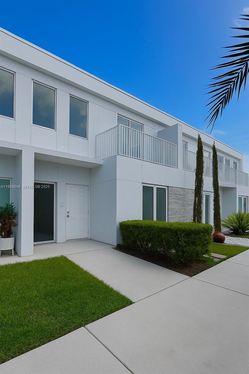 VITTORIA GARDENS - Residential