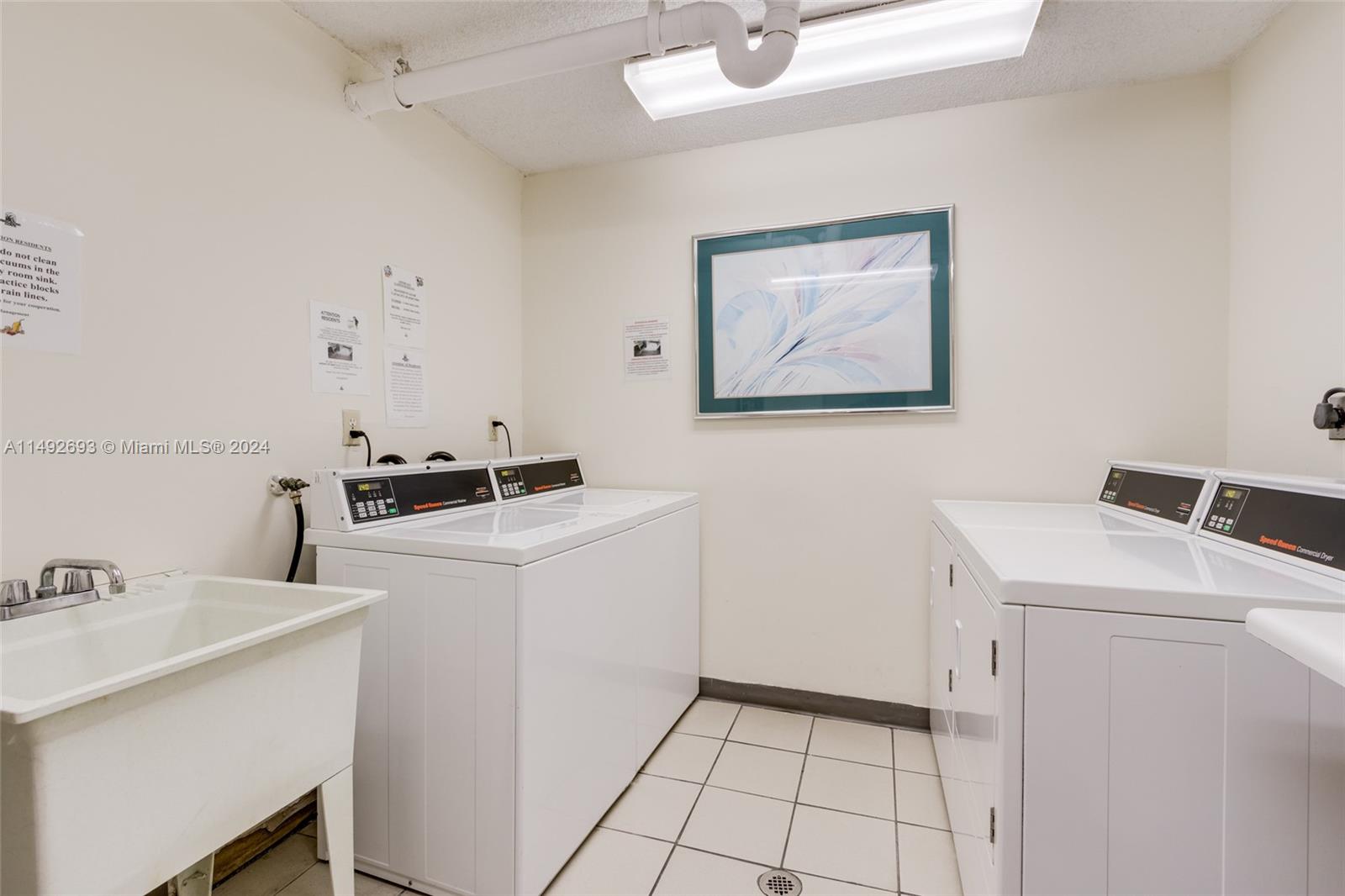 THE CLIPPER AT BISC COVE - Residential