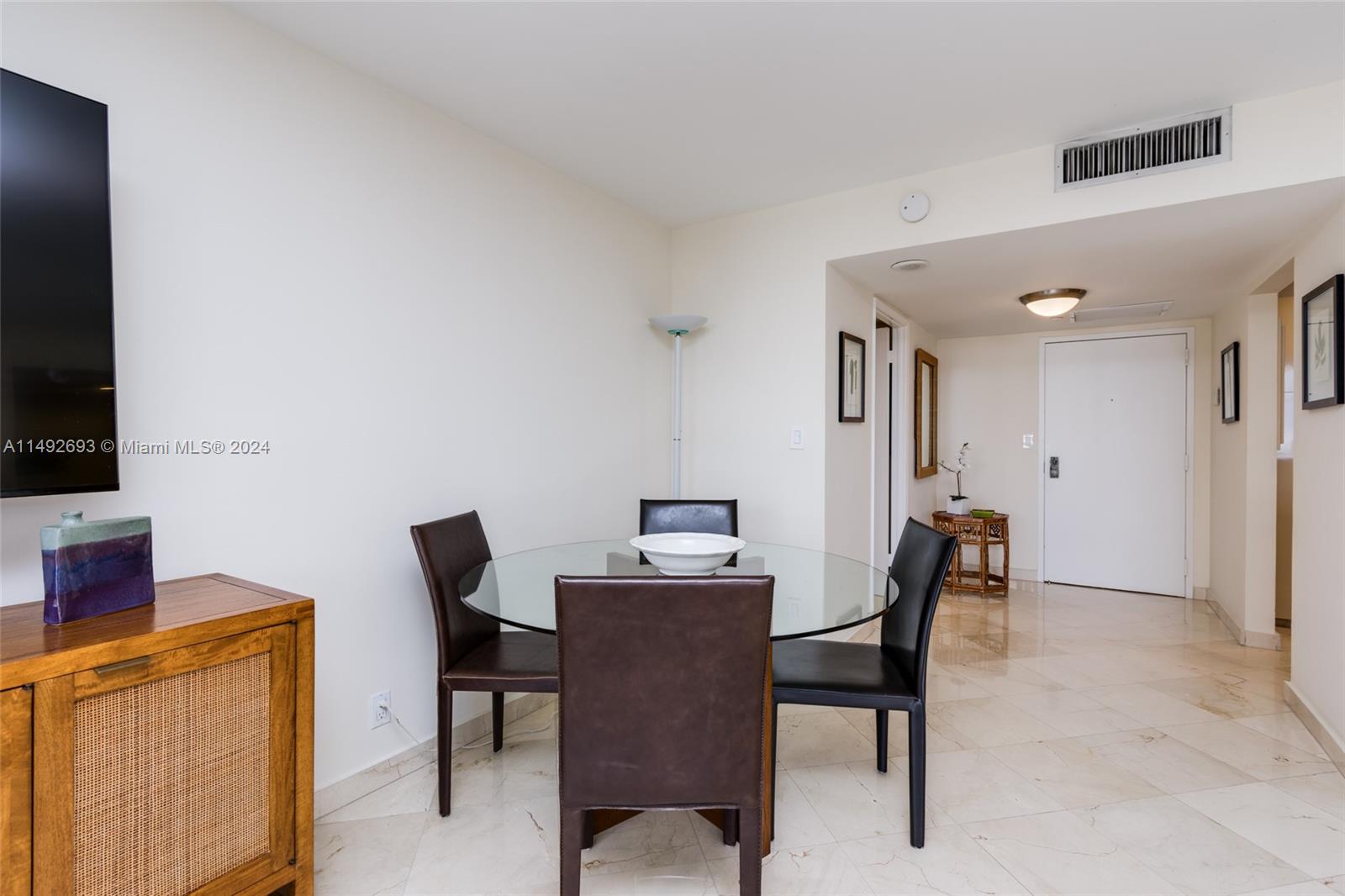 THE CLIPPER AT BISC COVE - Residential